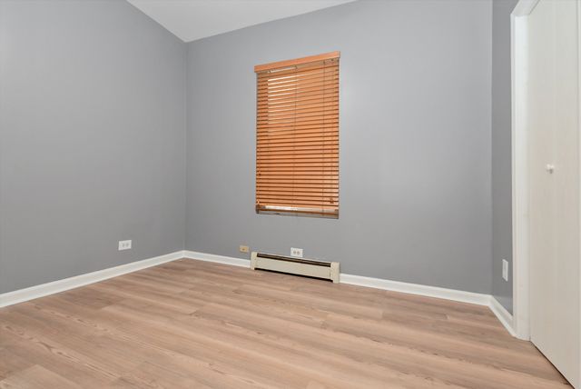 6818 S Harper Avenue, Chicago, IL 60637