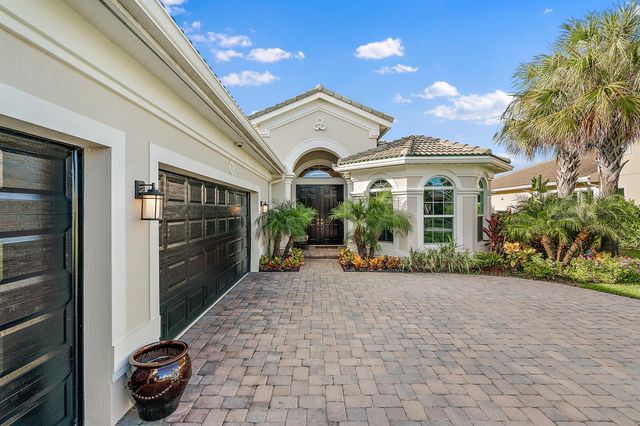 279 Carina Drive, Jupiter, FL 33478