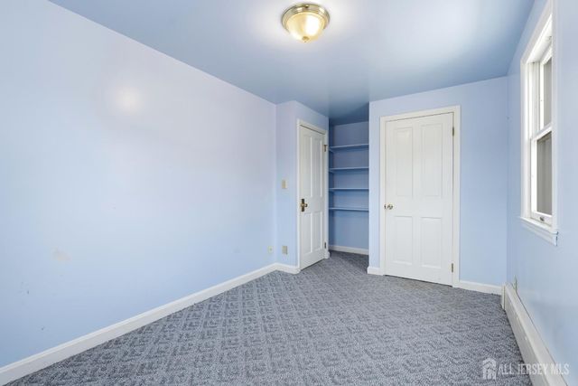 326 Melrose Avenue, Middlesex, NJ 08846