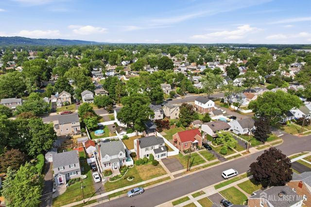 326 Melrose Avenue, Middlesex, NJ 08846