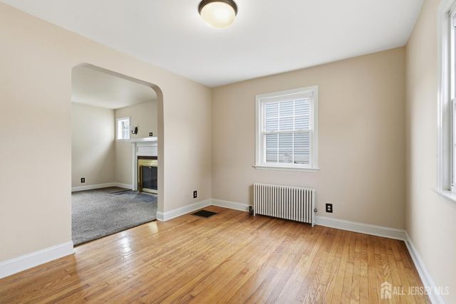 326 Melrose Avenue, Middlesex, NJ 08846