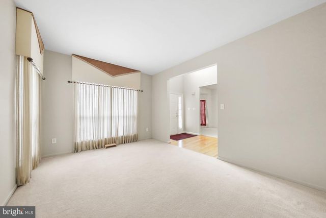 4091 HERMITAGE DR, Voorhees, NJ 08043