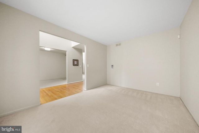 4091 HERMITAGE DR, Voorhees, NJ 08043