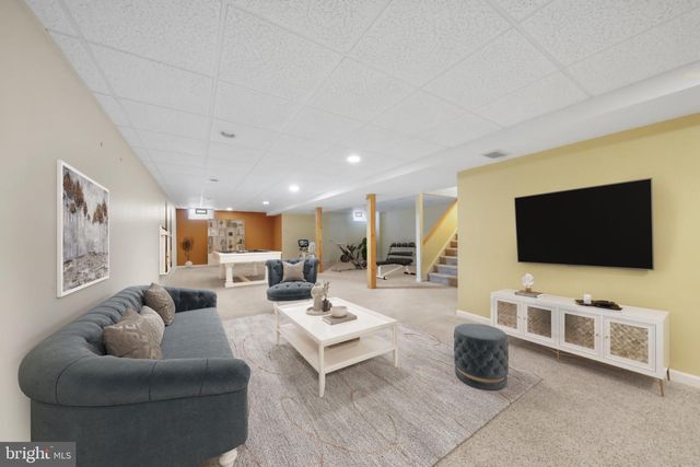 4091 HERMITAGE DR, Voorhees, NJ 08043