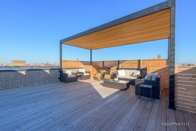 1146 W Hubbard Street 4W, Chicago, IL 60642