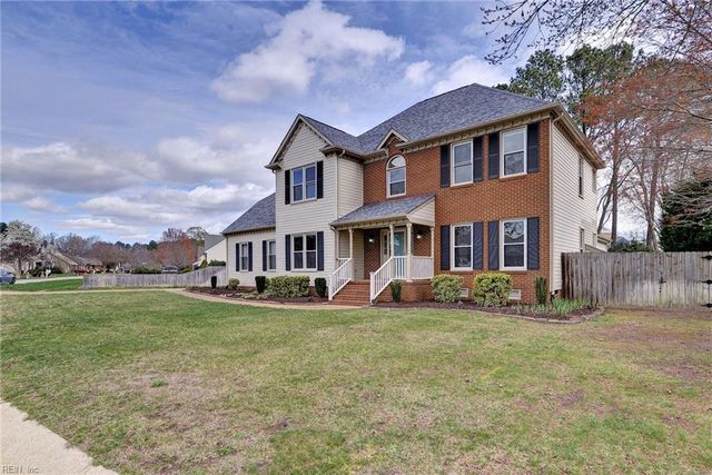 305 Allen Harris DR, Yorktown, VA 23692