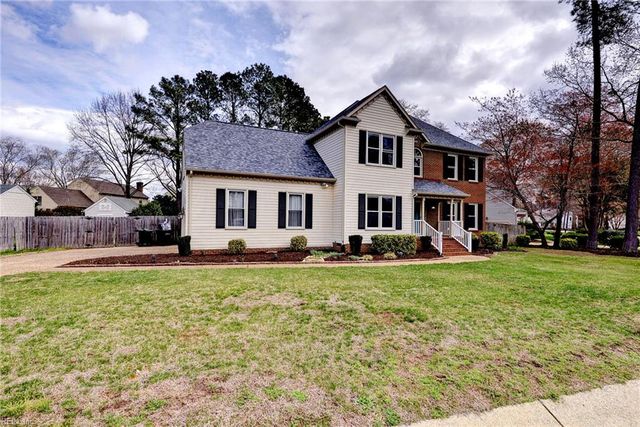 305 Allen Harris DR, Yorktown, VA 23692