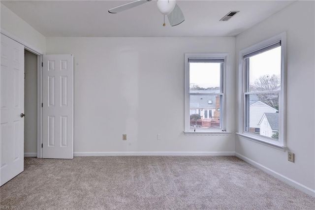 305 Allen Harris DR, Yorktown, VA 23692