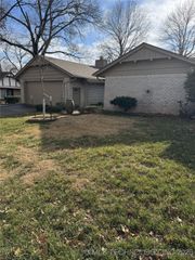1549 Pecan Place, Bartlesville, OK 74003