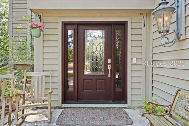 52 Cordillo Pkwy, Hilton Head Island, SC 29928