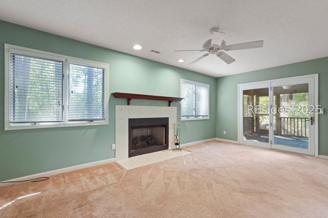52 Cordillo Pkwy, Hilton Head Island, SC 29928