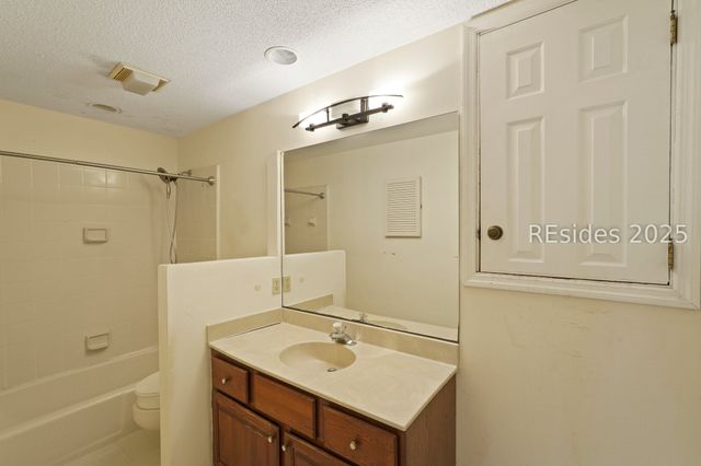 52 Cordillo Pkwy, Hilton Head Island, SC 29928