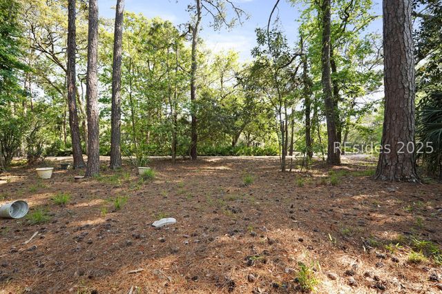 52 Cordillo Pkwy, Hilton Head Island, SC 29928