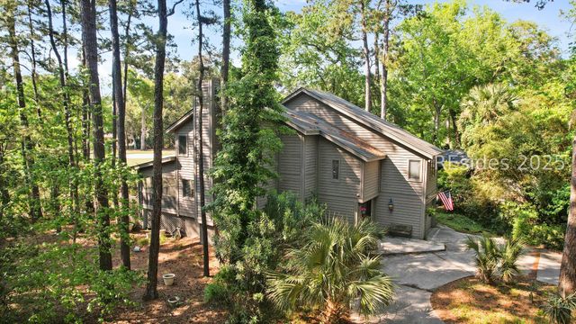 52 Cordillo Pkwy, Hilton Head Island, SC 29928