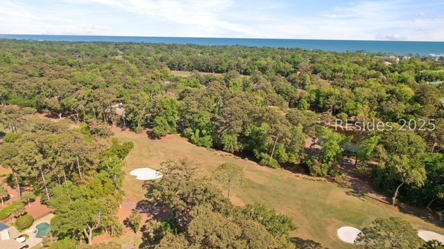 52 Cordillo Pkwy, Hilton Head Island, SC 29928