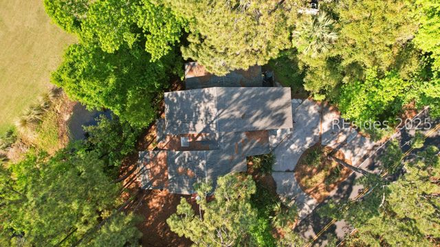 52 Cordillo Pkwy, Hilton Head Island, SC 29928