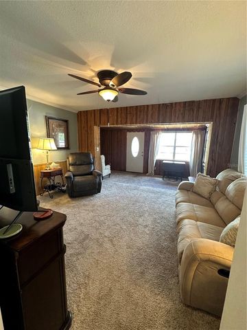123 W DADE AVENUE, Bushnell, FL 33513