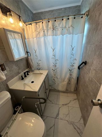 123 W DADE AVENUE, Bushnell, FL 33513