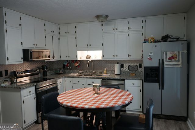 6835 Belton Bridge Place, Lula, GA 30554