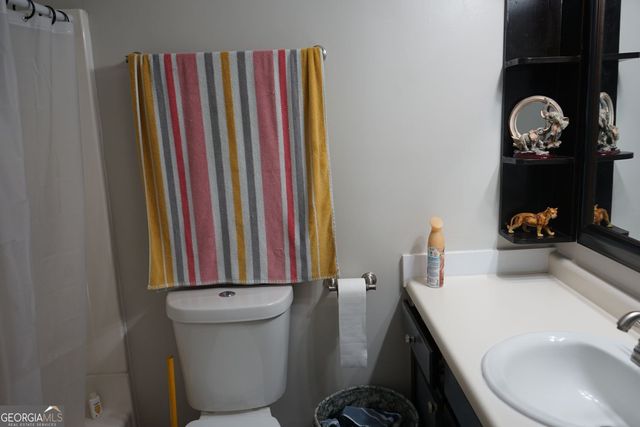 6835 Belton Bridge Place, Lula, GA 30554