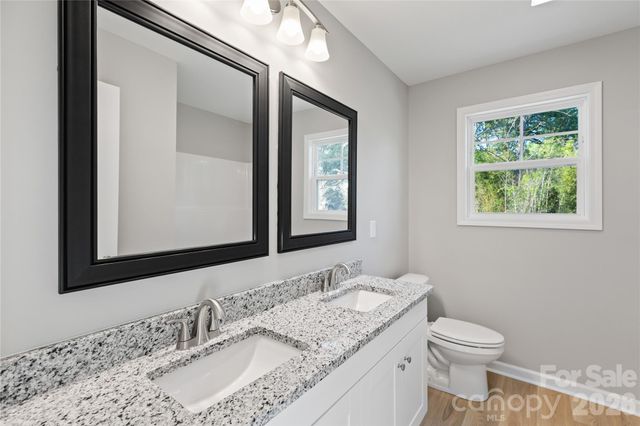 1021 E 10th Street, Kannapolis, NC 28083