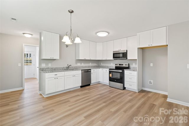 1021 E 10th Street, Kannapolis, NC 28083