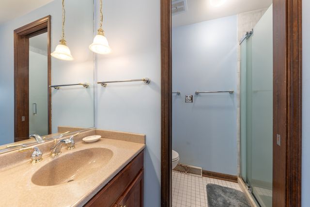 2021 Alschuler Drive, Aurora, IL 60506