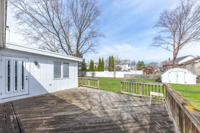 2021 Alschuler Drive, Aurora, IL 60506