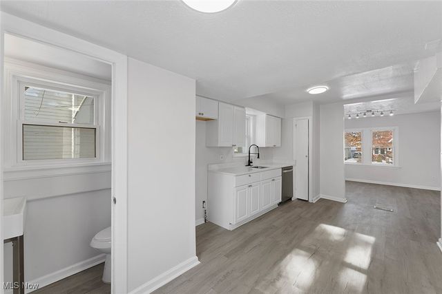 3406 Henderson Road, Cleveland Heights, OH 44112