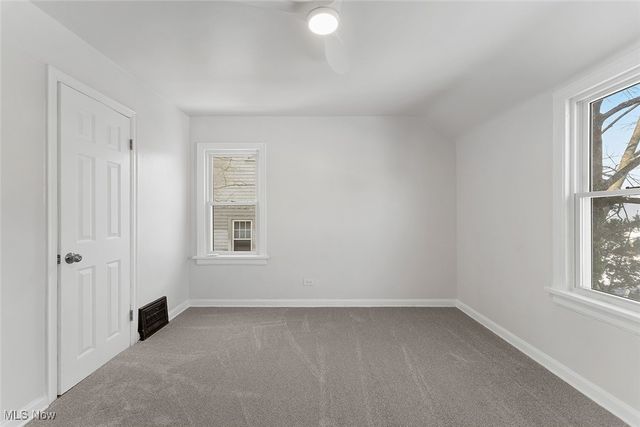 3406 Henderson Road, Cleveland Heights, OH 44112