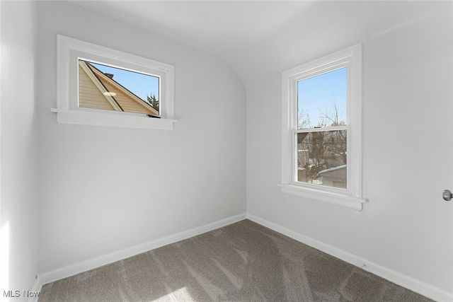 3406 Henderson Road, Cleveland Heights, OH 44112