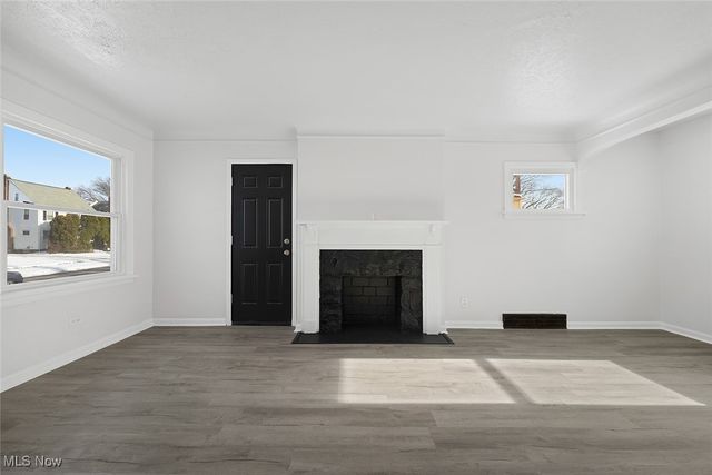 3406 Henderson Road, Cleveland Heights, OH 44112