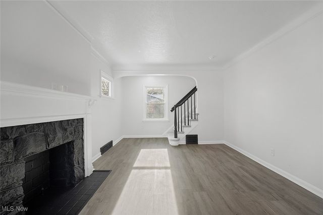 3406 Henderson Road, Cleveland Heights, OH 44112