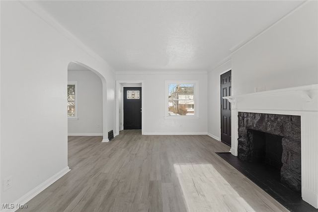 3406 Henderson Road, Cleveland Heights, OH 44112