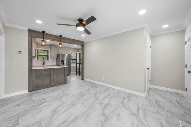 1861 N Litchfield St, Wichita, KS 67203