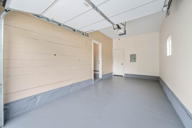 1861 N Litchfield St, Wichita, KS 67203