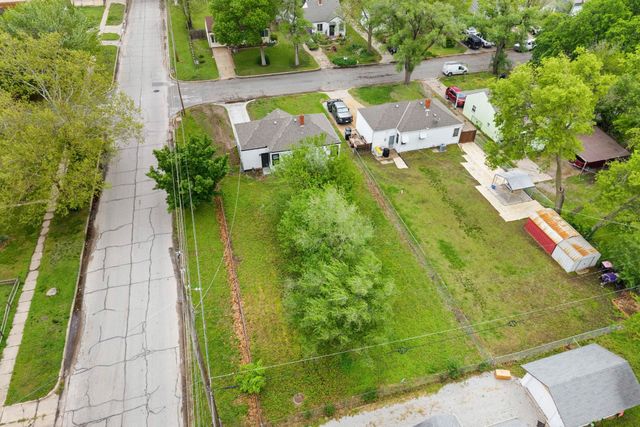 1861 N Litchfield St, Wichita, KS 67203