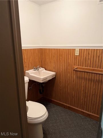 2922 Eldora Drive, Youngstown, OH 44511