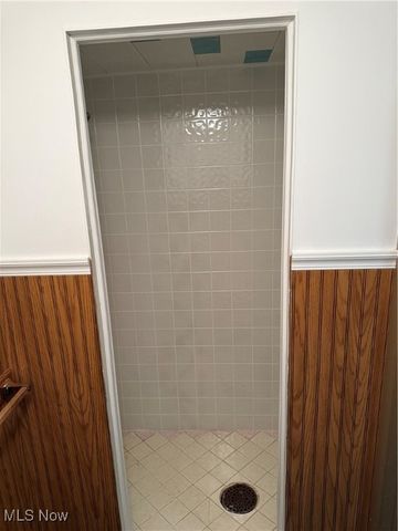 2922 Eldora Drive, Youngstown, OH 44511