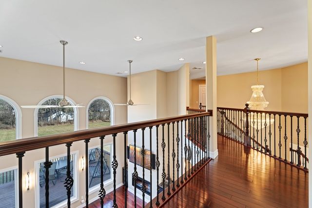 72 Tigerlily Ln, Lansing, NY 14850