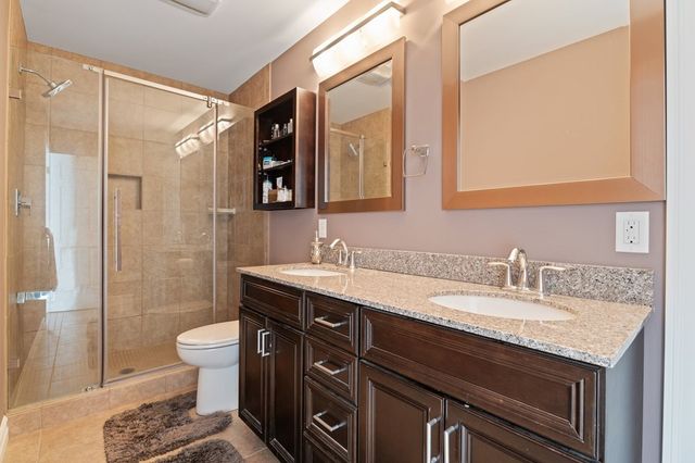 72 Tigerlily Ln, Lansing, NY 14850