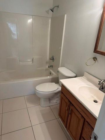 132 Bayou Sara Avenue 114-B, Saraland, AL 36571