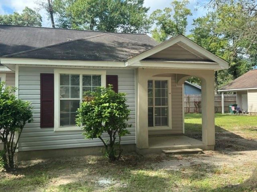 132 Bayou Sara Avenue 114-B, Saraland, AL 36571