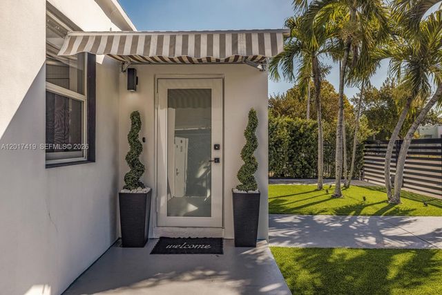 1451 NW 31st St, Miami, FL 33142