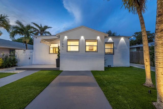 1451 NW 31st St, Miami, FL 33142