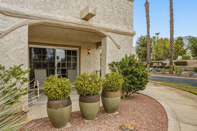 505 S Farrell Drive H49, Palm Springs, CA 92264