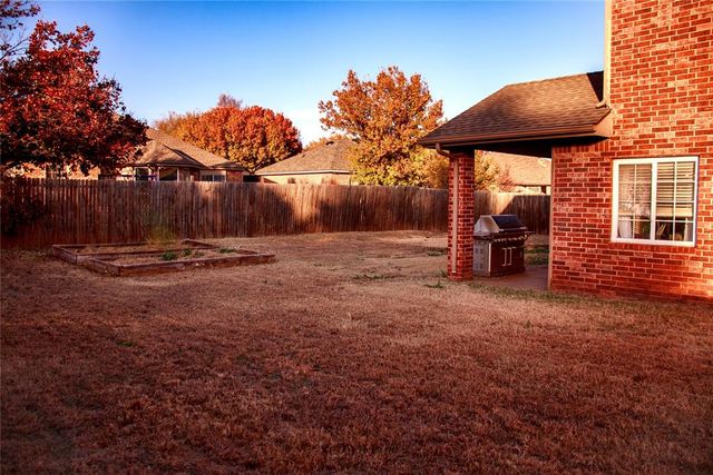 1817 NW 173rd Street, Edmond, OK 73012