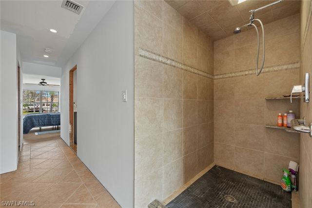 675 Randy LN, Fort Myers Beach, FL 33931