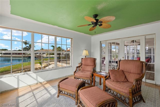 675 Randy LN, Fort Myers Beach, FL 33931