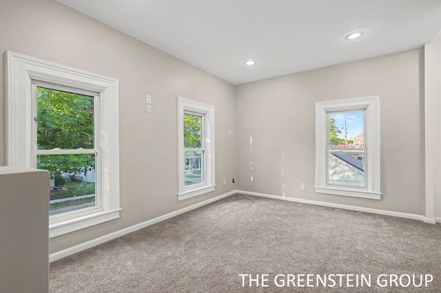 215 W Grove Street, Greenville, MI 48838